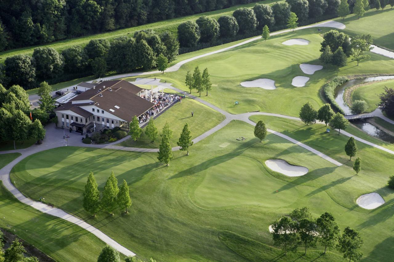 Boutique Hotel Opus One Numansdorp Exterior photo